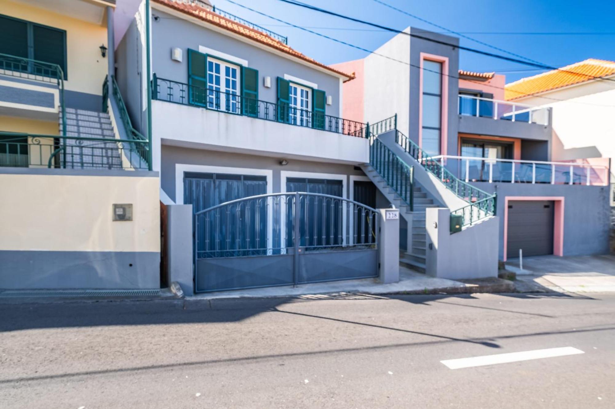 里贝拉布拉瓦Sunset House别墅 外观 照片